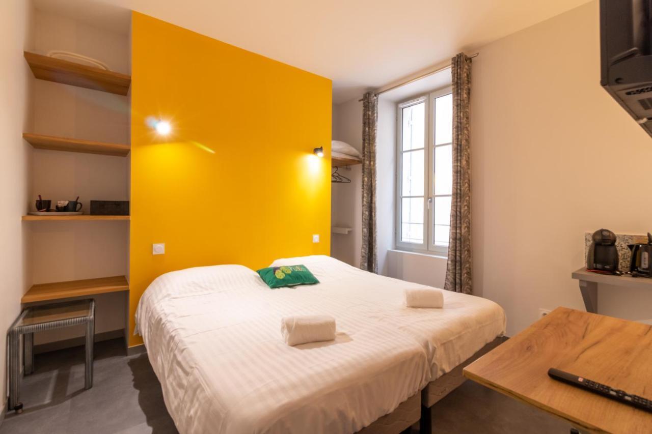 Les Halles Positives, Draps Compris Sarlat-la-Caneda Exterior photo
